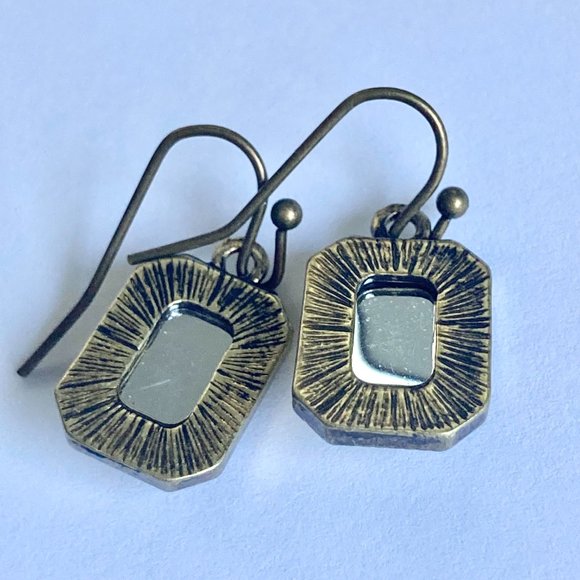 Emerald Radiant Cut Champagne Topaz Crystal Earrings Brass Gold Tone Dangle - Picture 8 of 12